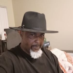 Meet your Posher, Dewey